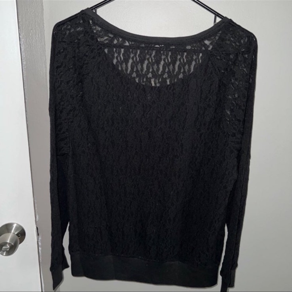 PINK VS LACE LONG SLEEVE - Picture 2 of 4